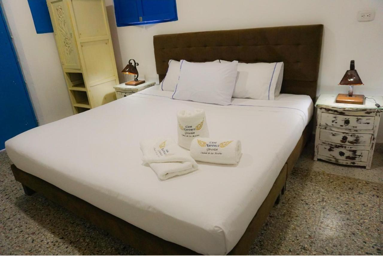 Hotel Casa Narvaez Girardot Bagian luar foto